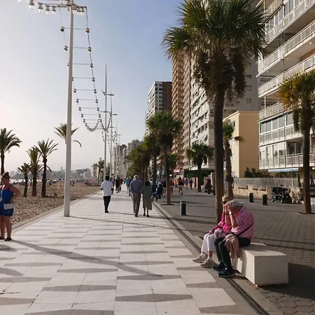 Azure Oasis דירה *